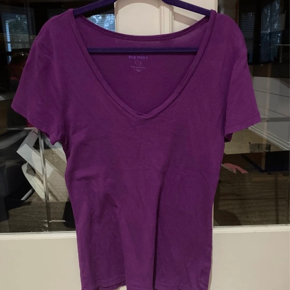 Old Navy V-Neck